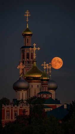 Храм и церковь