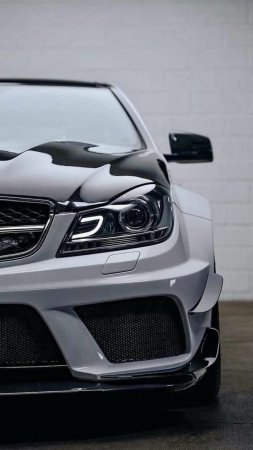 Mercedes Benz c 63 amg черная серия