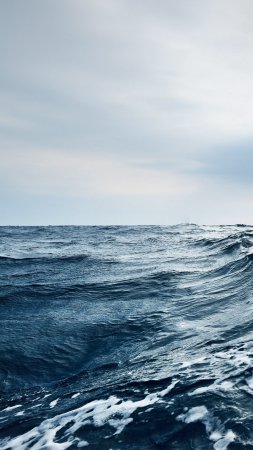 Синее море, волны