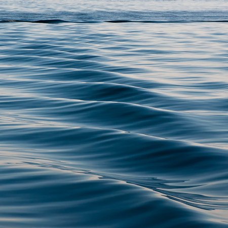 Море вода
