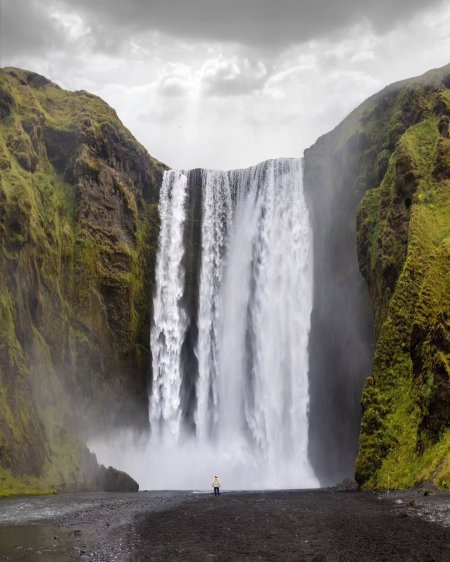 Skogafoss waterfall