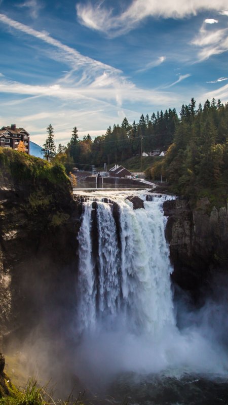 Snoqualmie falls