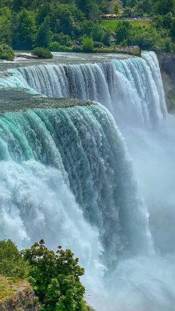 Ниагарский водопад подкова