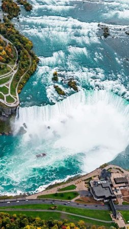 Ниагарский водопад чудо света