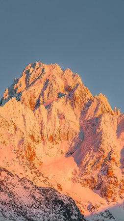 Mountain peak