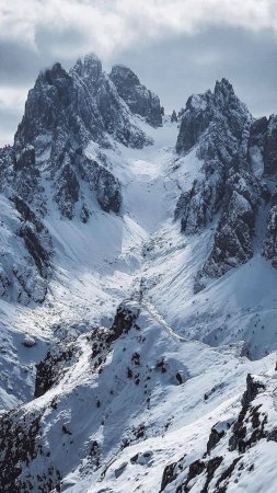 Peak mountain