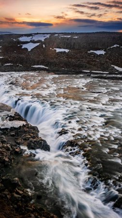 Водопад исландия
