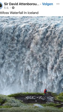 Исландский водопад деттифосс
