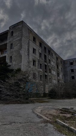 Заброшки во владивостоке остров русский скачать фон 720 x 1280