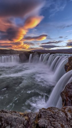 Водопад исландия
