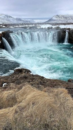 Водопад исландия