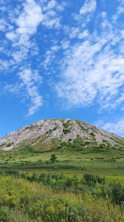 Гора тратау башкортостан скачать фон 2160 x 3840