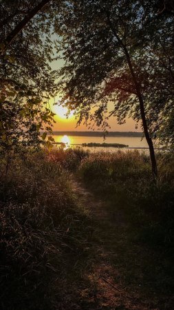 Закат на волге