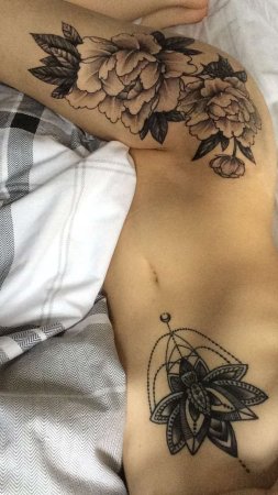 Сексуальные тату для девушек