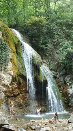 Водопад джурла в крыму
