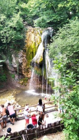 Водопад джур-джур в алуште