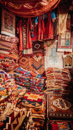Carpet market скачать фон 2160 x 3840