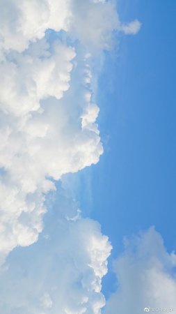 Облака голубое небо