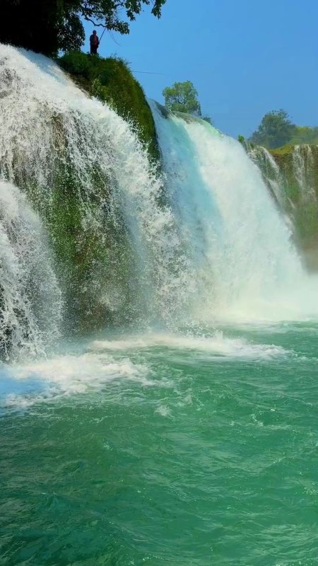 Водопад хуангошу китай