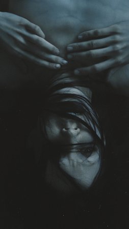 Темная эстетика скачать фон 1424 x 2532