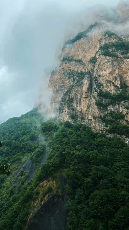 Гора кавказ скачать фон 1080 x 1920