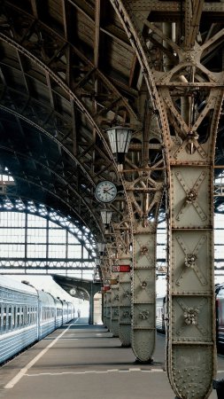 Витебский вокзал в санкт петербурге скачать фон 1424 x 2532