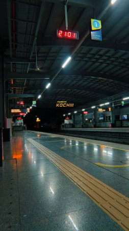 Train station скачать фон 2160 x 3840