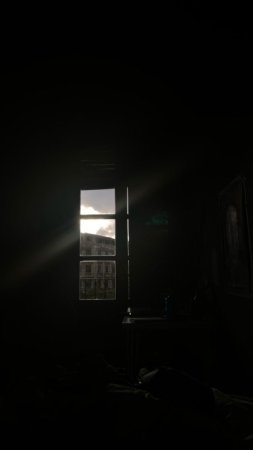 In a dark room скачать фон 720 x 1280