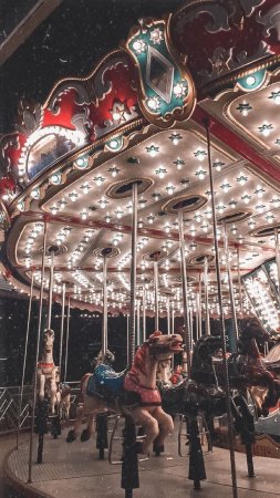 Carousel merry go round скачать фон 1080 x 1920
